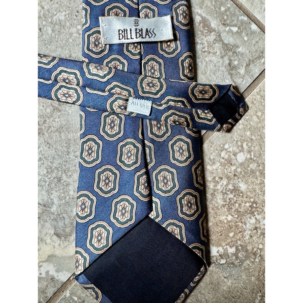 Vintage‎ Bill Blass Blue Medallion Silk Tie Classic